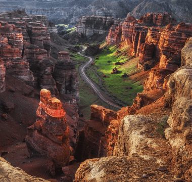 Charyn Canyon Tours