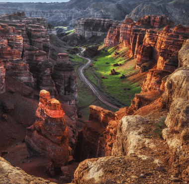 Charyn Canyon Tours